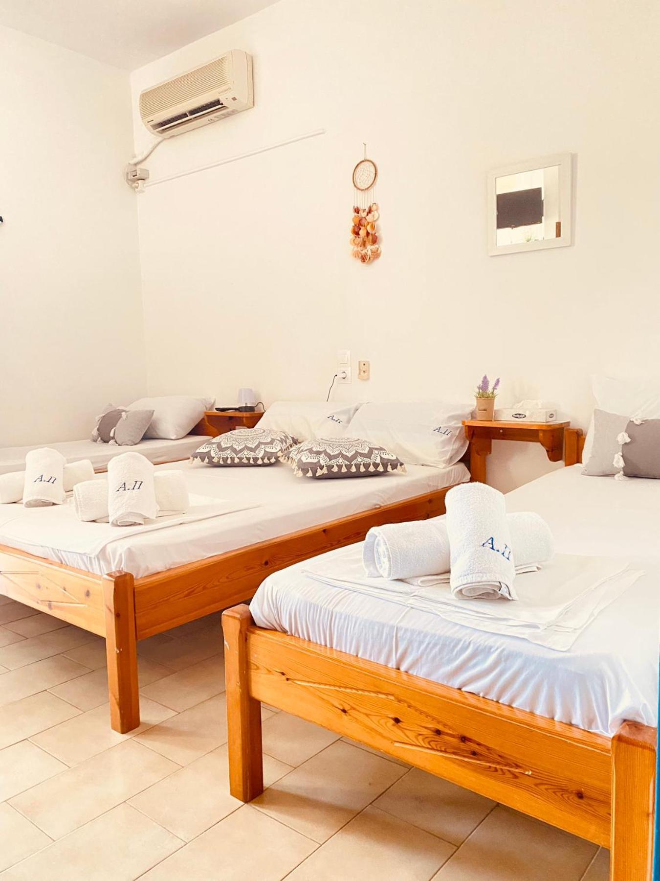 Alexandra Studios Néos Pírgos Buitenkant foto